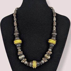 V. 1950s/60s Lucite Disk Beaded Necklace